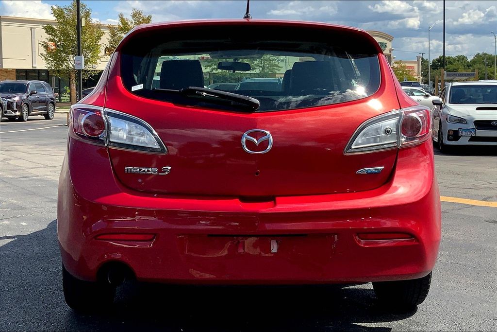 2013 Mazda Mazda3 Grand Touring photo 3