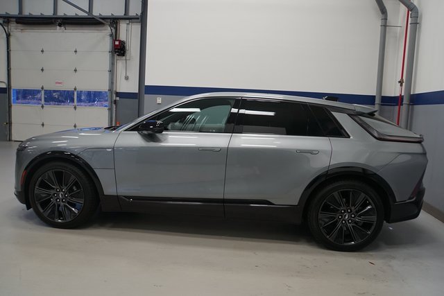 Used 2024 Cadillac LYRIQ Sport 3 with VIN 1GYKPWRK5RZ119161 for sale in White Plains, NY