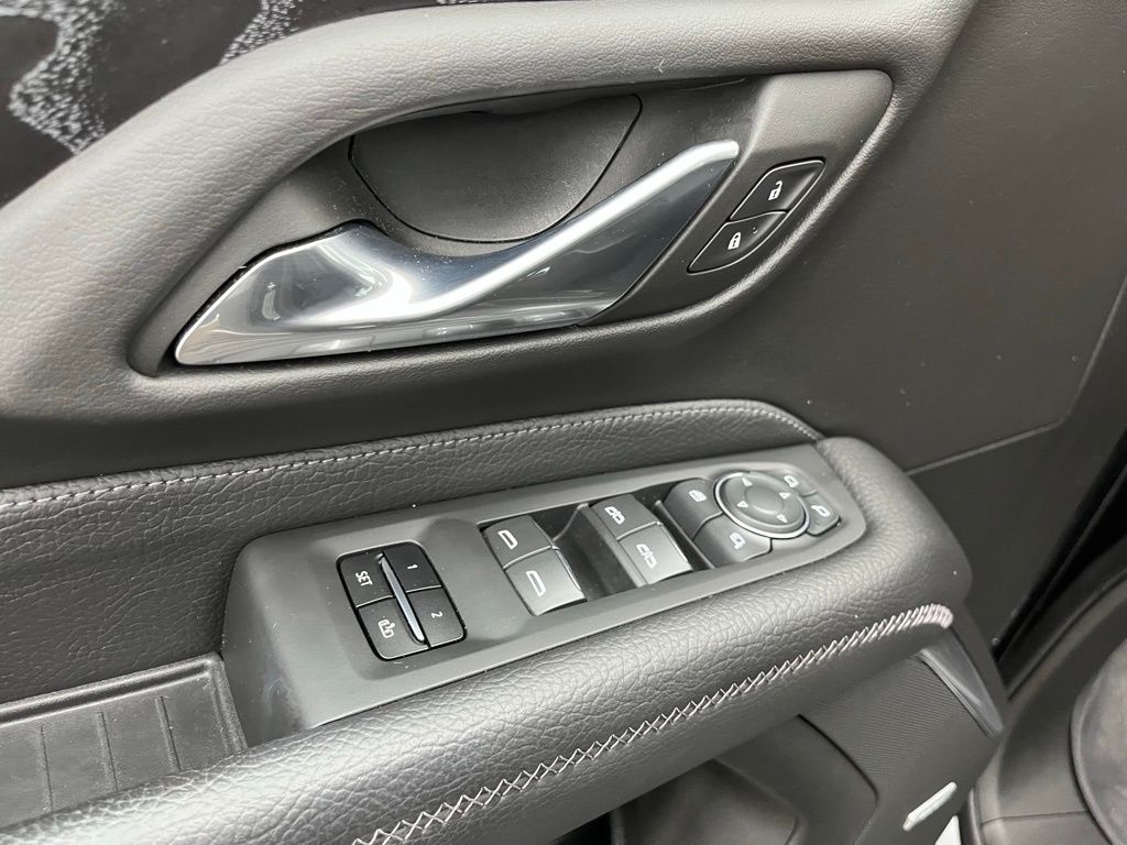 2023 Gmc Yukon Denali photo 37