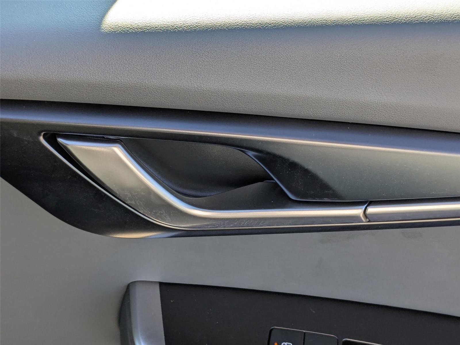 2025 Kia EV6 Light photo 33