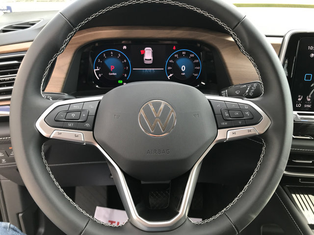 2026 Volkswagen Atlas SE Technology photo 13
