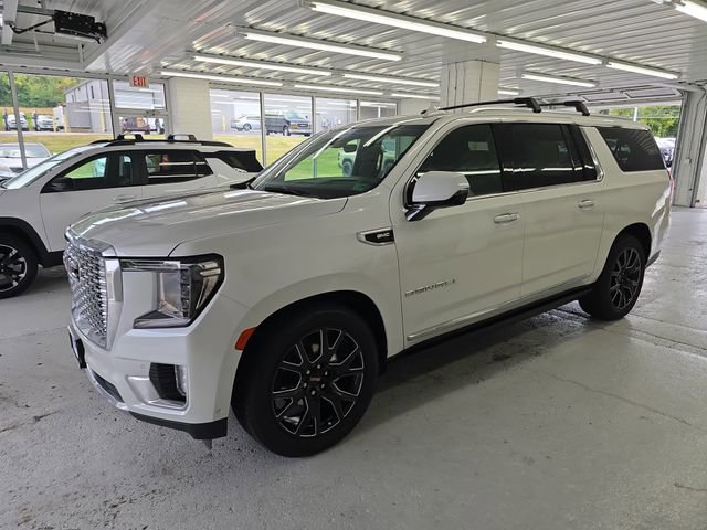 2023 Gmc Yukon XL Denali photo 2