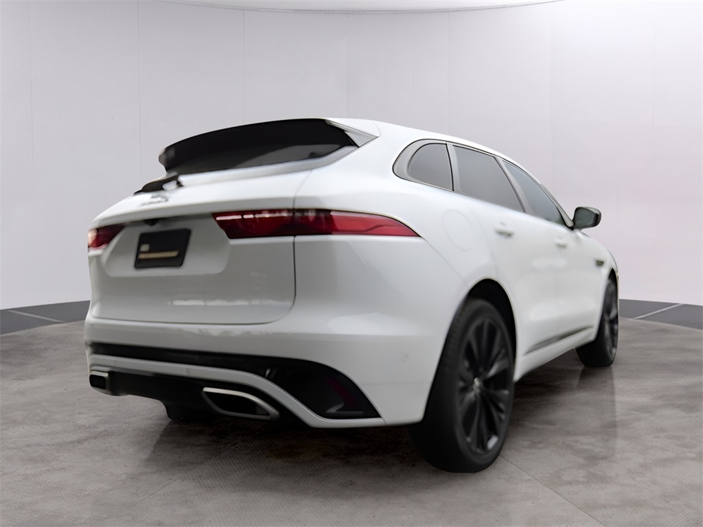 2025 Jaguar F-PACE P400 R-Dynamic S photo 7