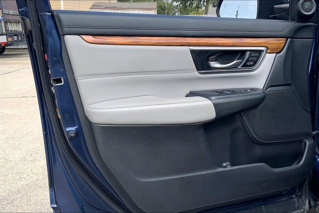 2019 Honda CR-V EX-L photo 18
