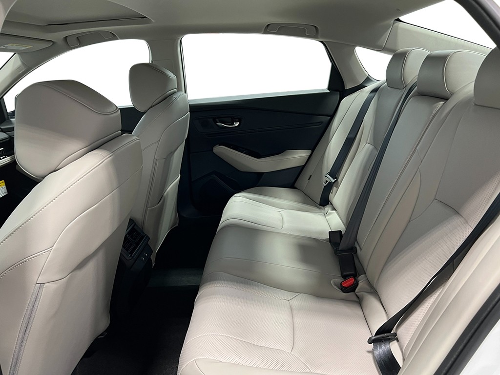 2025 Honda Accord Hybrid Touring photo 27