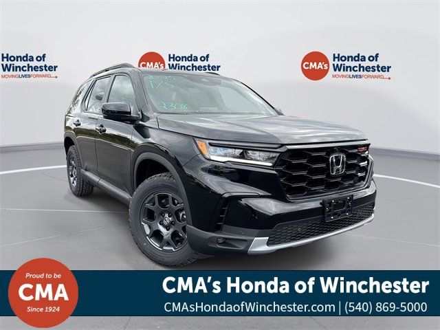 2025 Honda Pilot TrailSport's photo