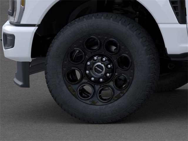2025 Ford F-250 photo 19
