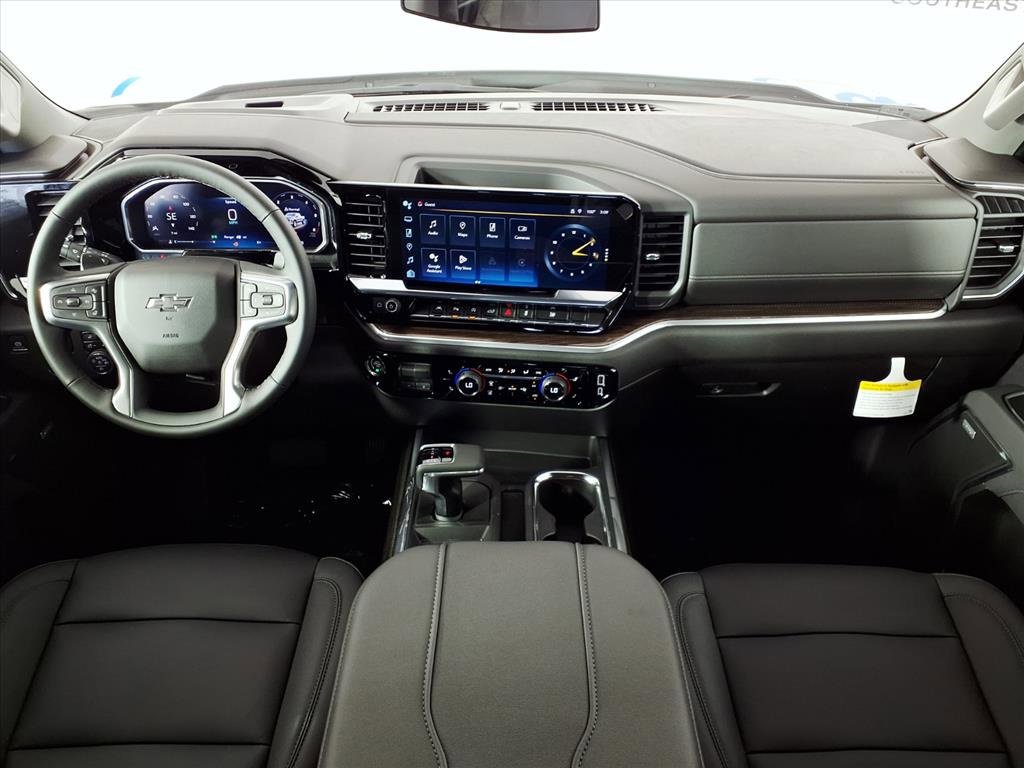 2026 Chevrolet Silverado 1500 RST photo 3