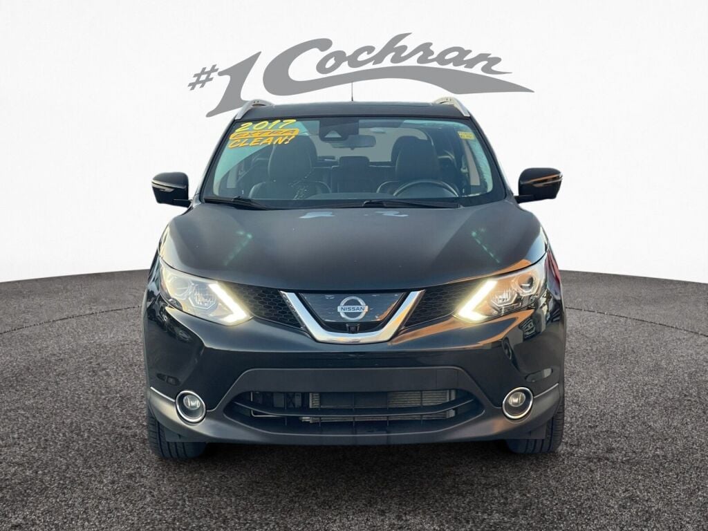 2017 Nissan Rogue Sport SL photo 2