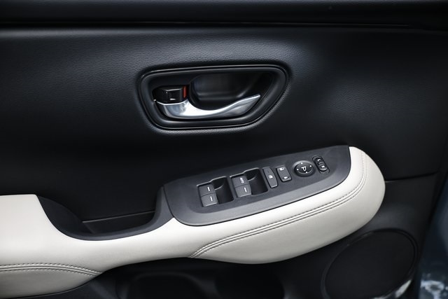 2026 Honda HR-V LX photo 20