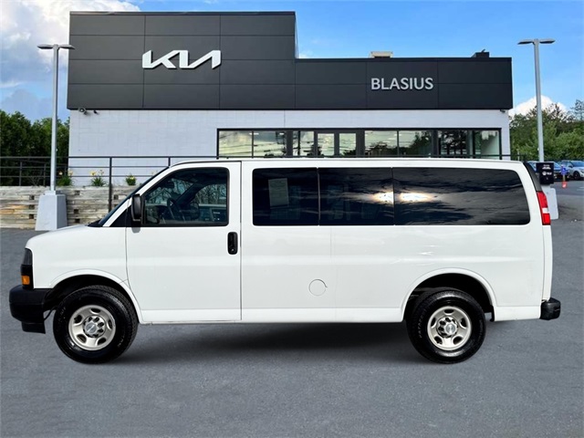 2019 Chevrolet Express 2500 LS Passenger photo 4