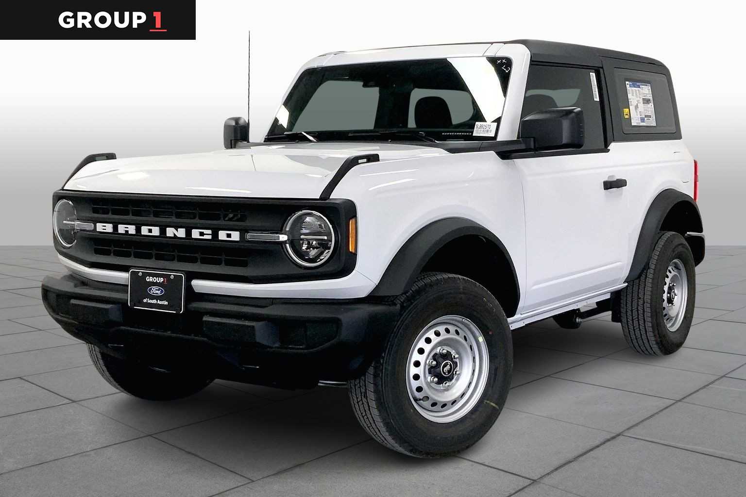 2025 Ford Bronco 2-Door Base's photo