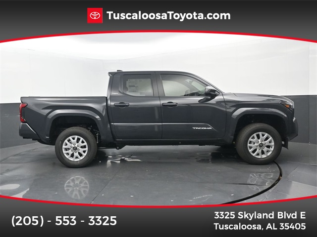 2025 Toyota Tacoma SR5's photo