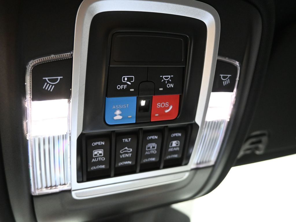 2026 Ram 1500 Laramie photo 21
