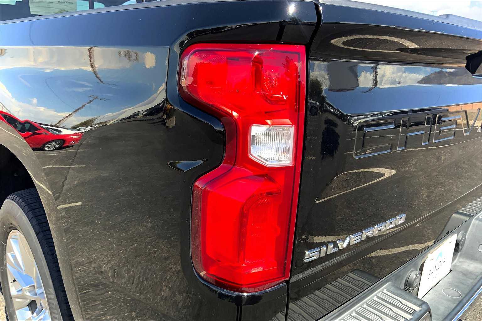 2019 Chevrolet Silverado 1500 LTZ photo 24