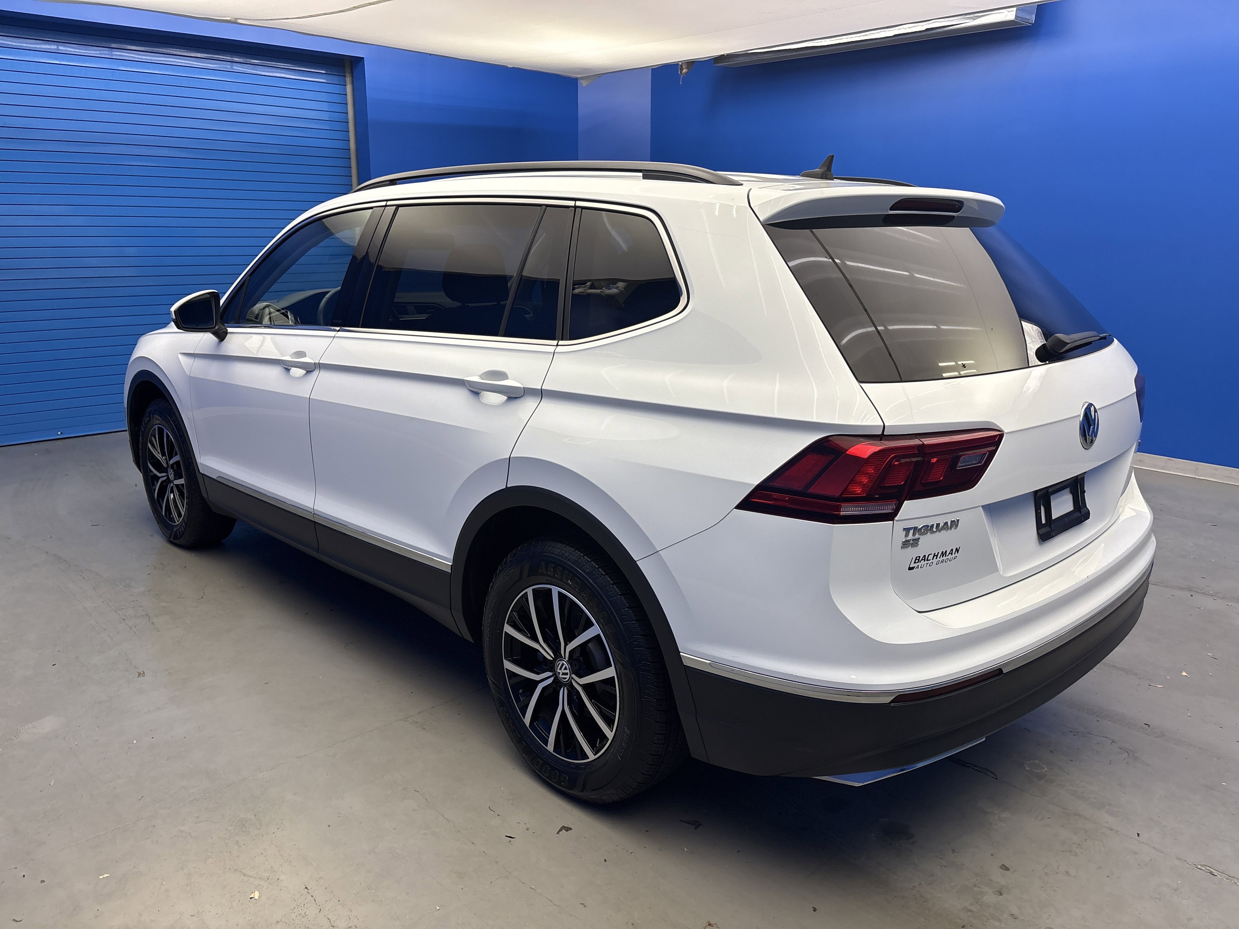 2021 Volkswagen Tiguan SE photo 4