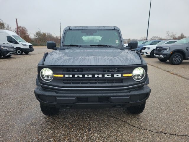 2025 Ford Bronco Base photo 4