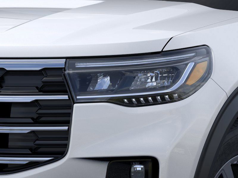 2025 Ford Explorer photo 15