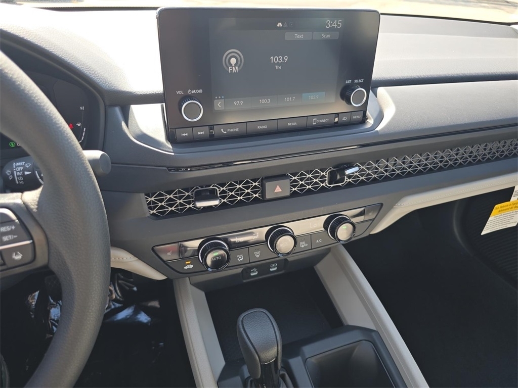 2025 Honda Accord SE photo 21