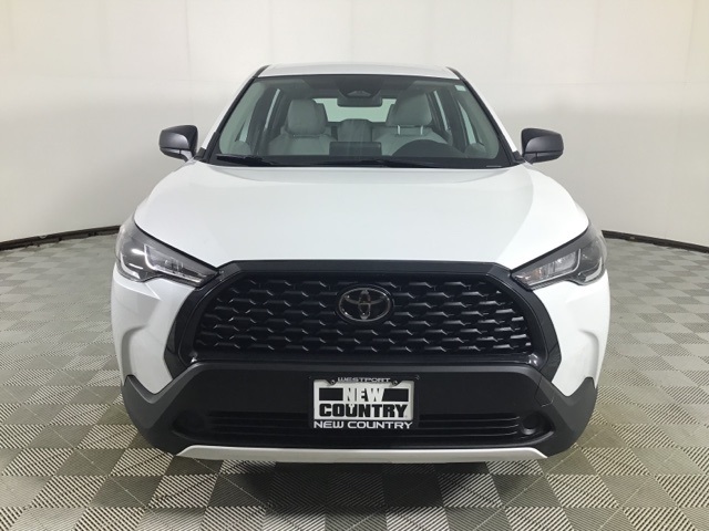 2023 Toyota Corolla Cross L photo 2