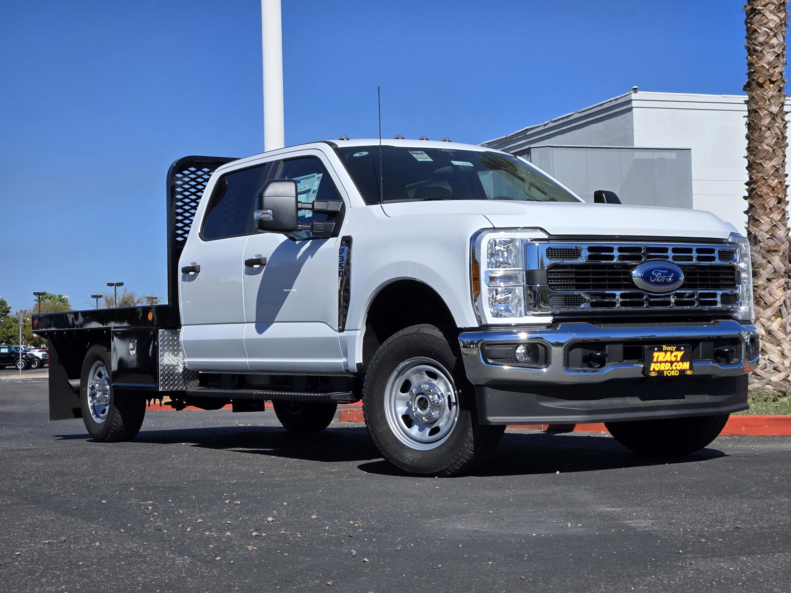 2024 Ford F-350 Super Duty Chassis Cab XL's photo