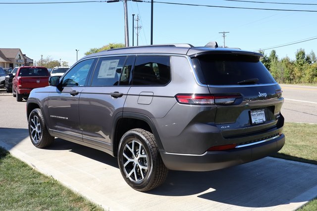 2025 Jeep Grand Cherokee Limited photo 26