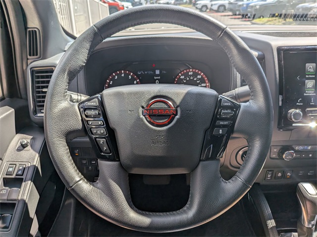 2022 Nissan Frontier PRO-4X photo 11