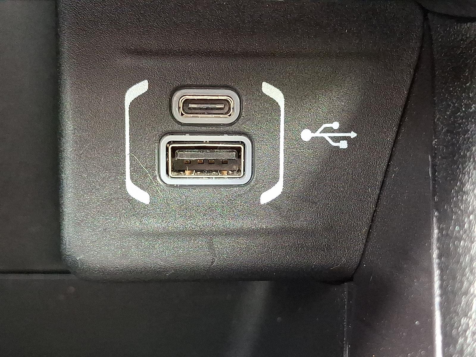 2023 Jeep Compass Latitude Lux photo 21