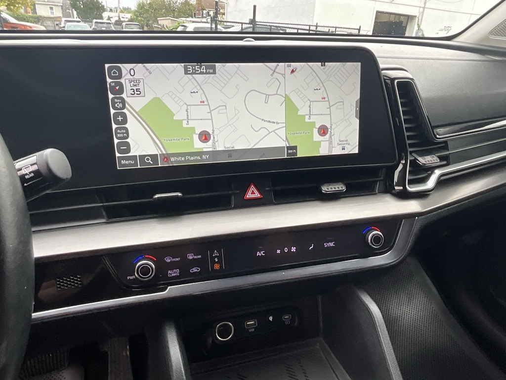 2023 Kia Sportage EX photo 18