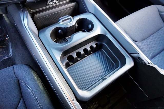 New 2026 Granite Crystal Metallic Clear-Coat Exterior Paint RAM Big Horn/Lone Star image 36