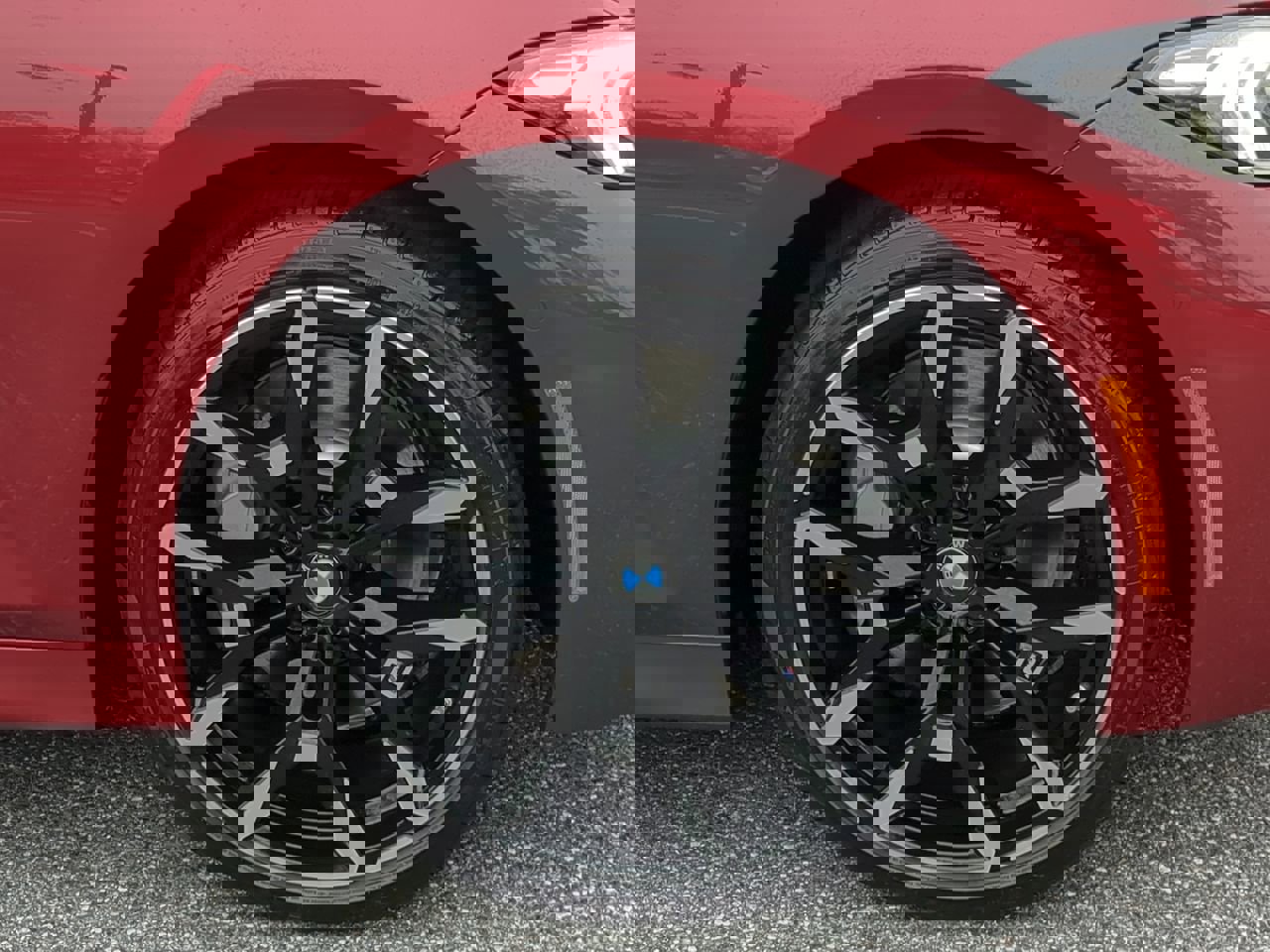 2025 Bmw 330i photo 10