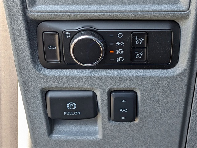 2025 Ford F-150 Lightning photo 23