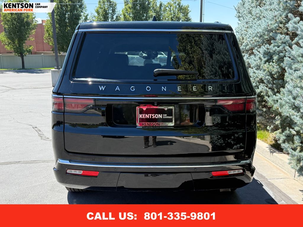 2025 Jeep Wagoneer L Series III photo 4