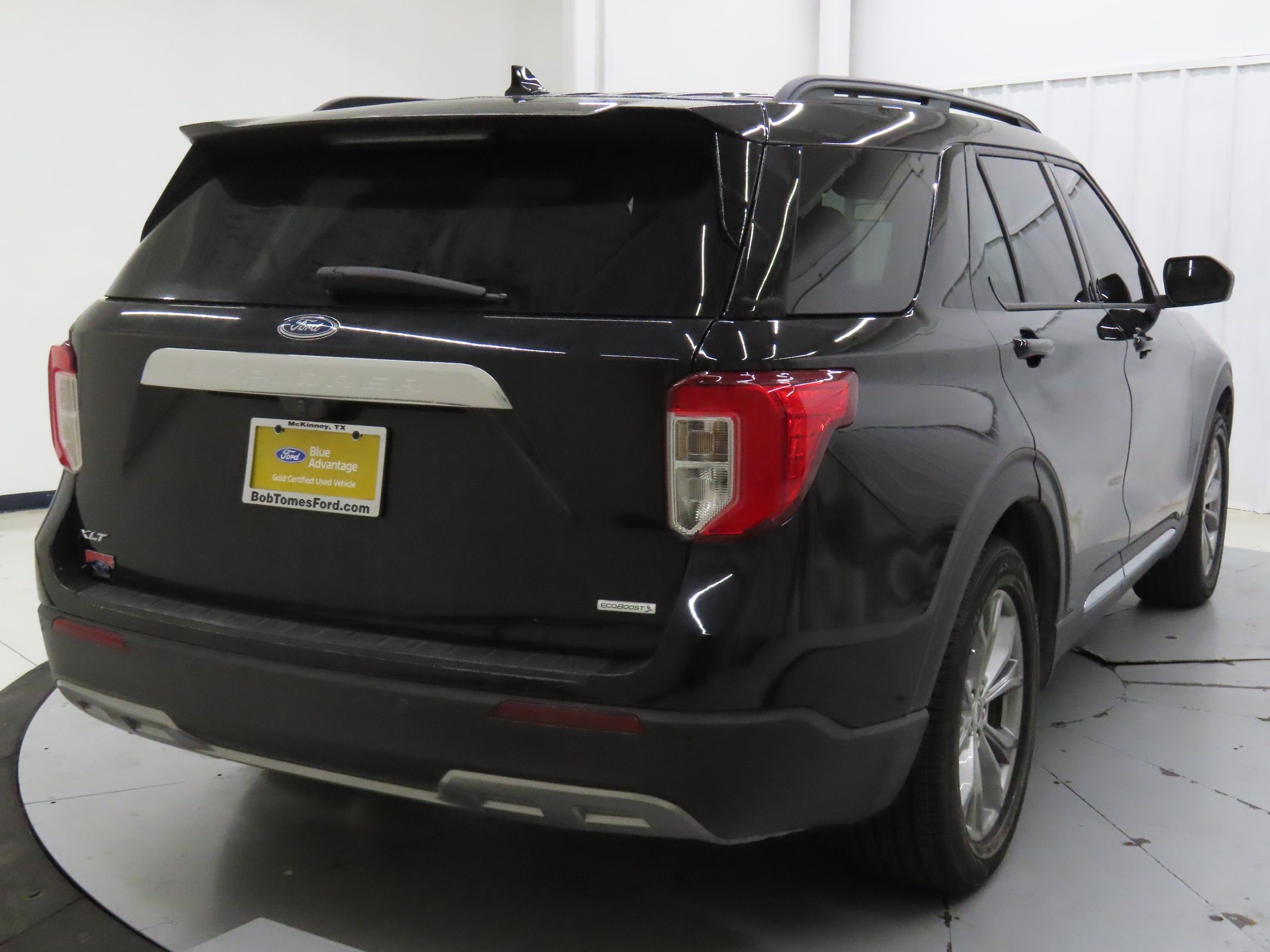 2020 Ford Explorer XLT photo 3