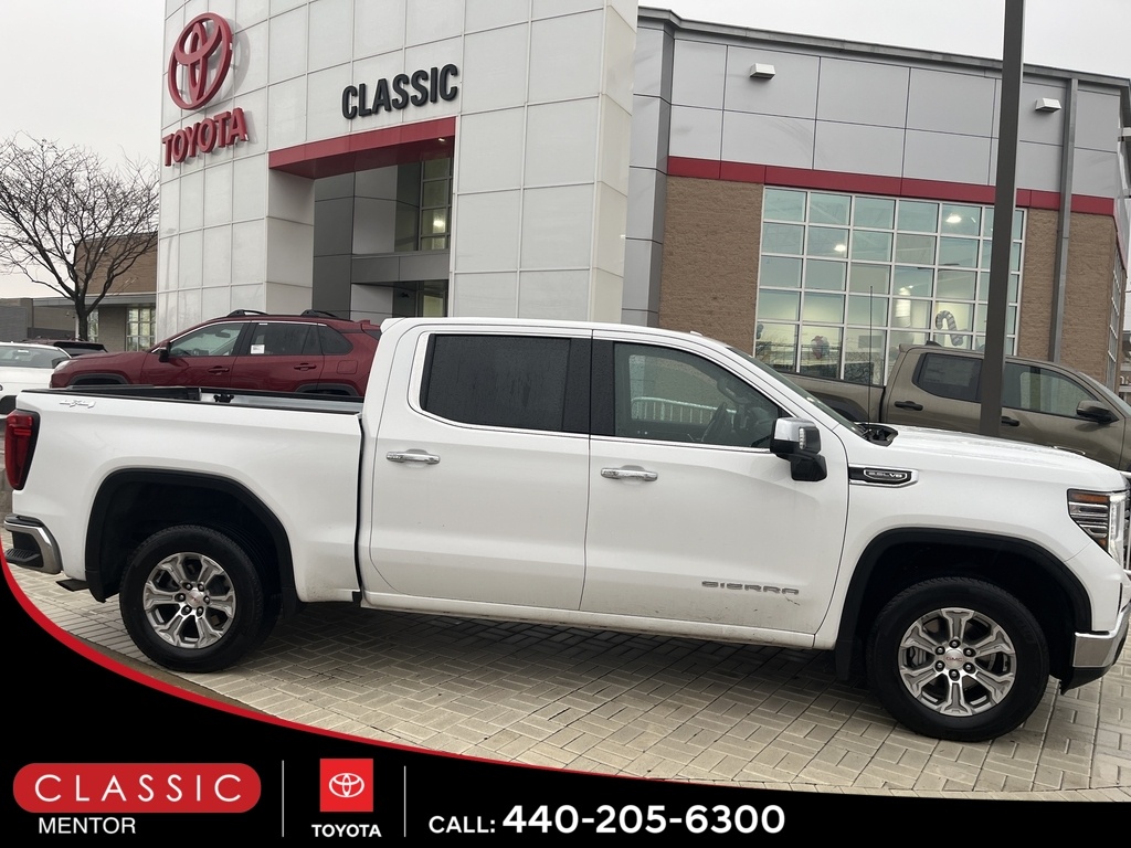 2025 GMC Sierra 1500 SLT's photo