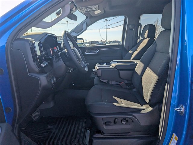 2025 Chevrolet Silverado 1500 LT photo 10
