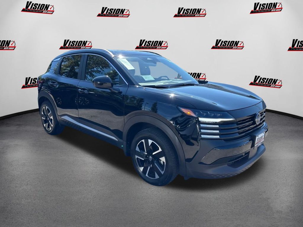 2025 Nissan Kicks SV photo 3