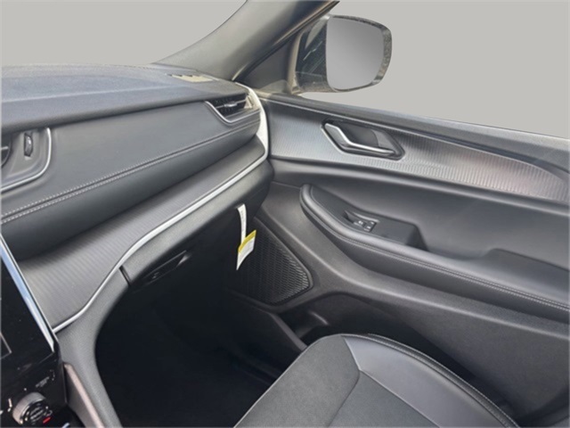 2025 Jeep Grand Cherokee Altitude X photo 11