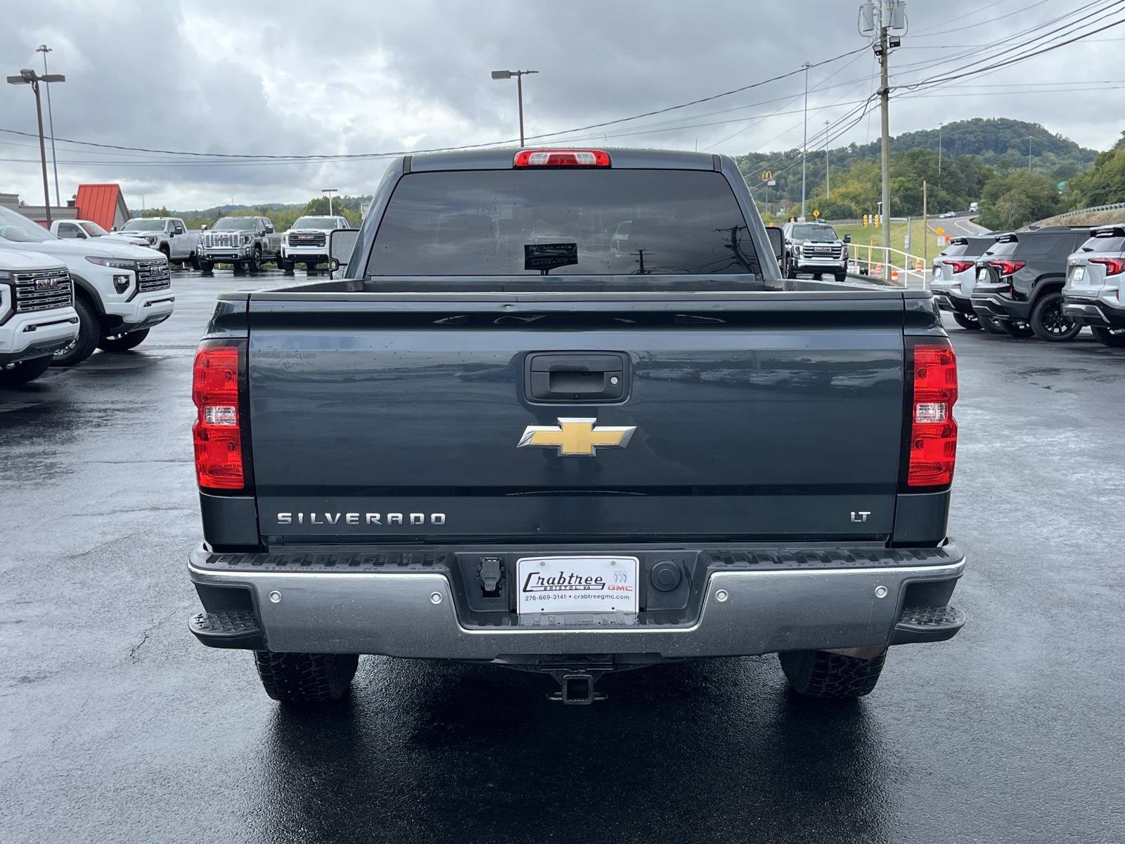 2017 Chevrolet Silverado 1500 LT photo 3