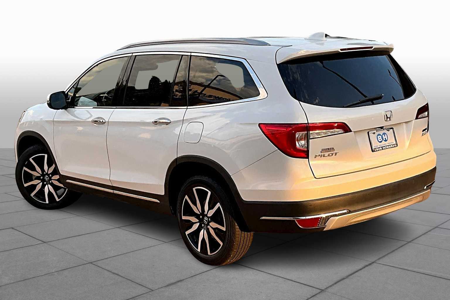 2022 Honda Pilot Touring photo 11