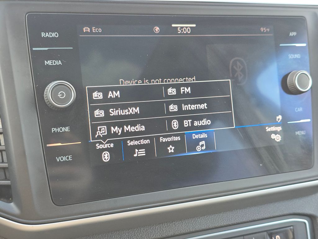2021 Volkswagen Atlas V6 SE Technology R-Line photo 28