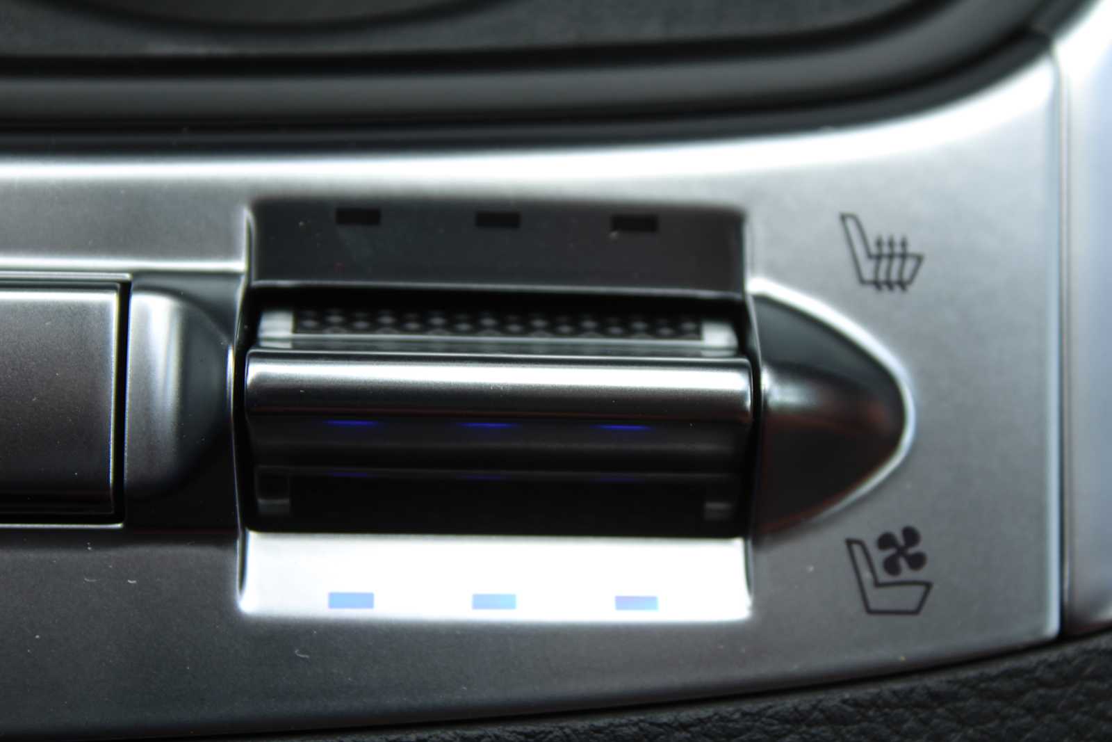 2025 Kia Carnival SX Prestige photo 45