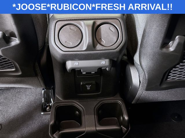 2025 Jeep Wrangler Rubicon photo 19