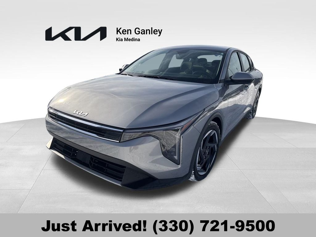 2025 Kia K4 EX's photo