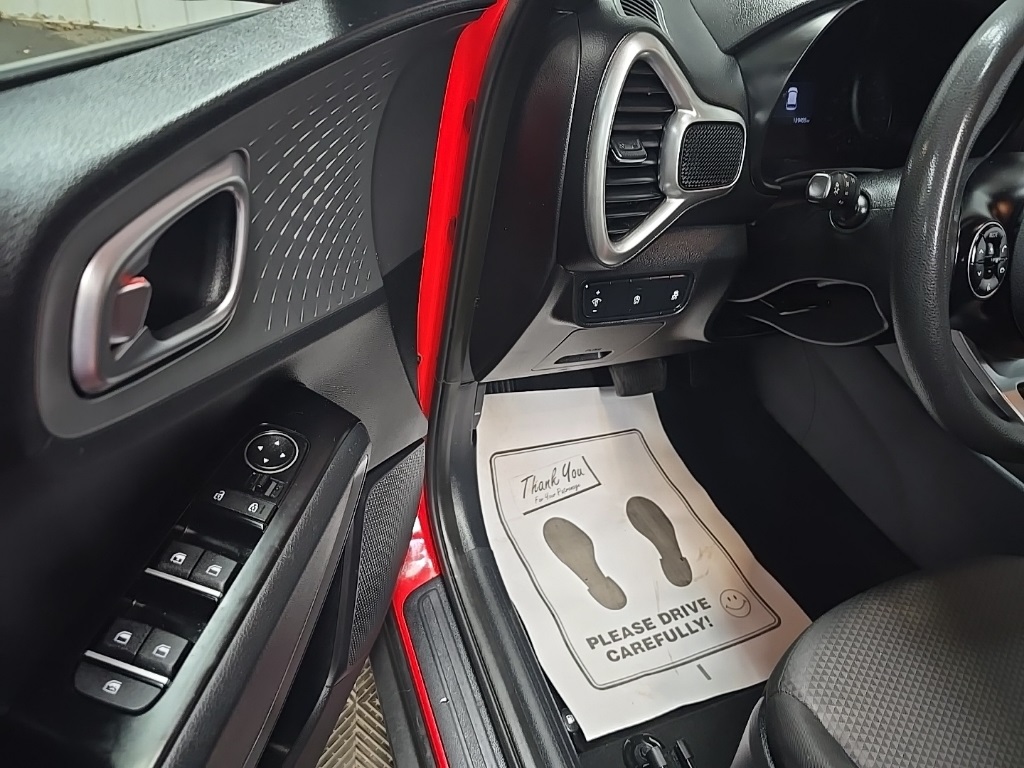 2021 Kia Soul LX photo 27