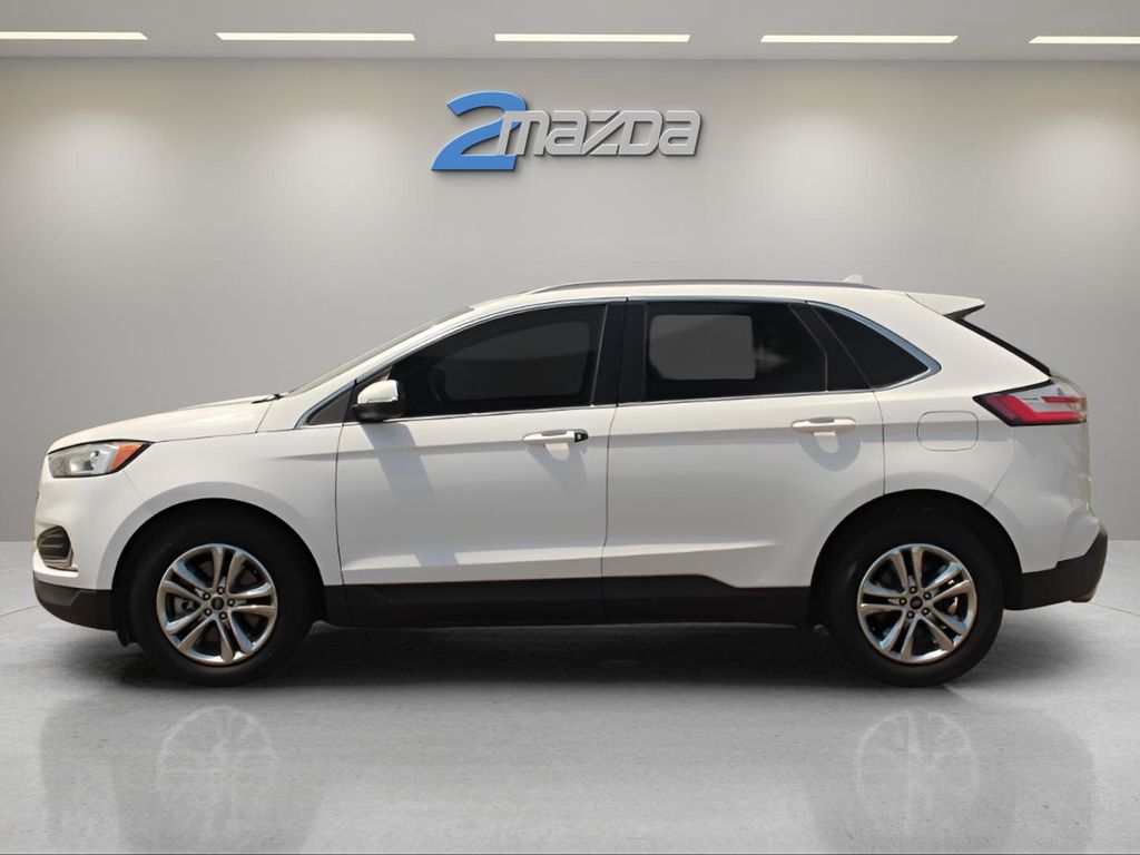 2020 Ford Edge SEL photo 2