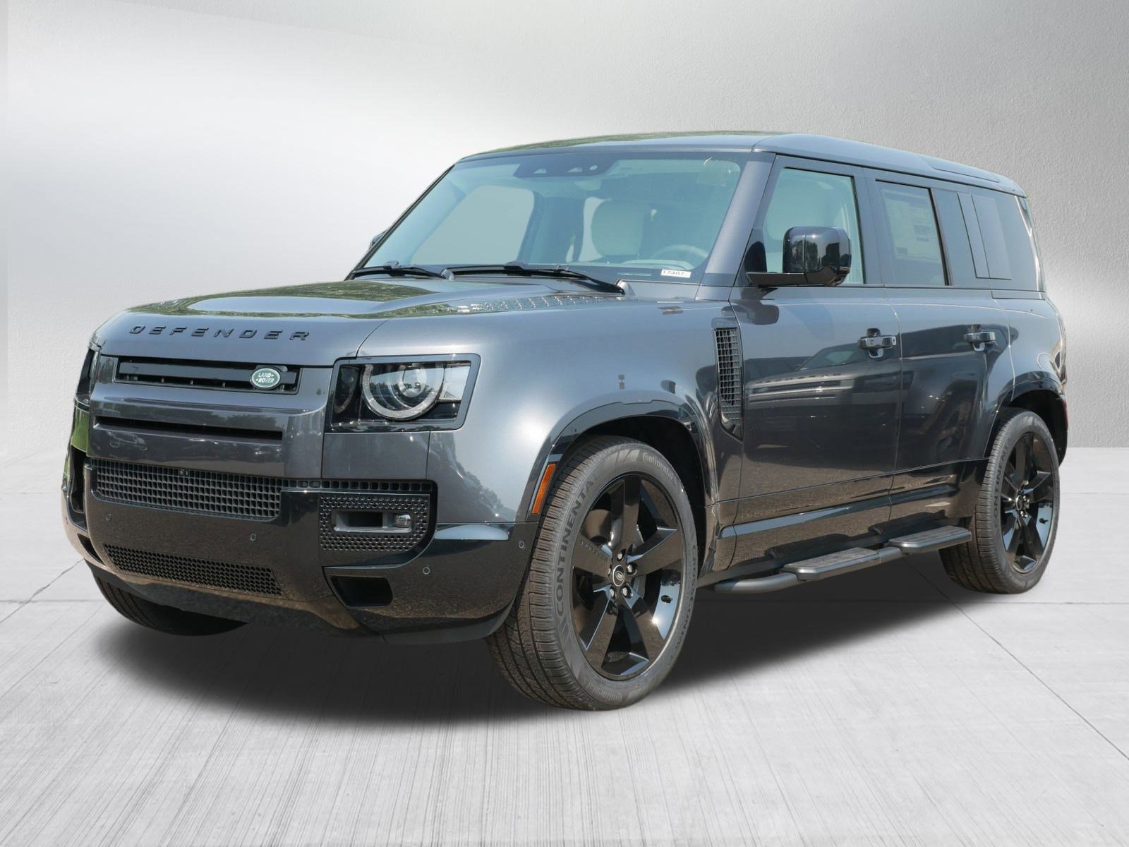 2025 Land Rover Defender X-Dynamic SE's photo