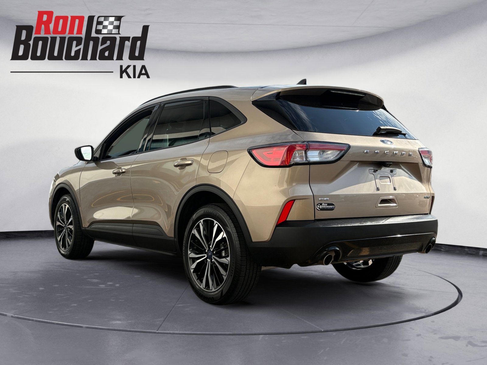 2021 Ford Escape SE photo 4