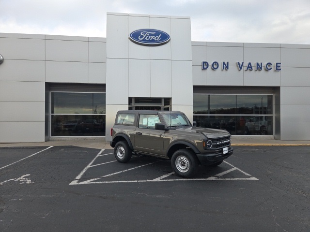 2025 Ford Bronco 2-Door Base's photo