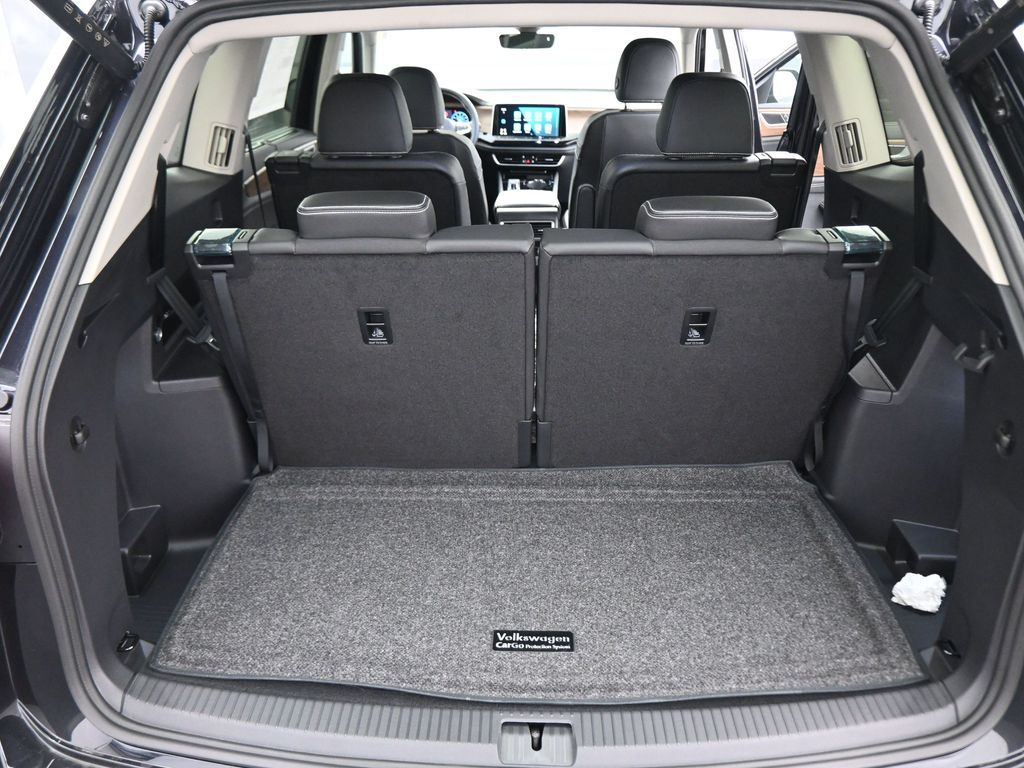 2026 Volkswagen Atlas SE Technology photo 41
